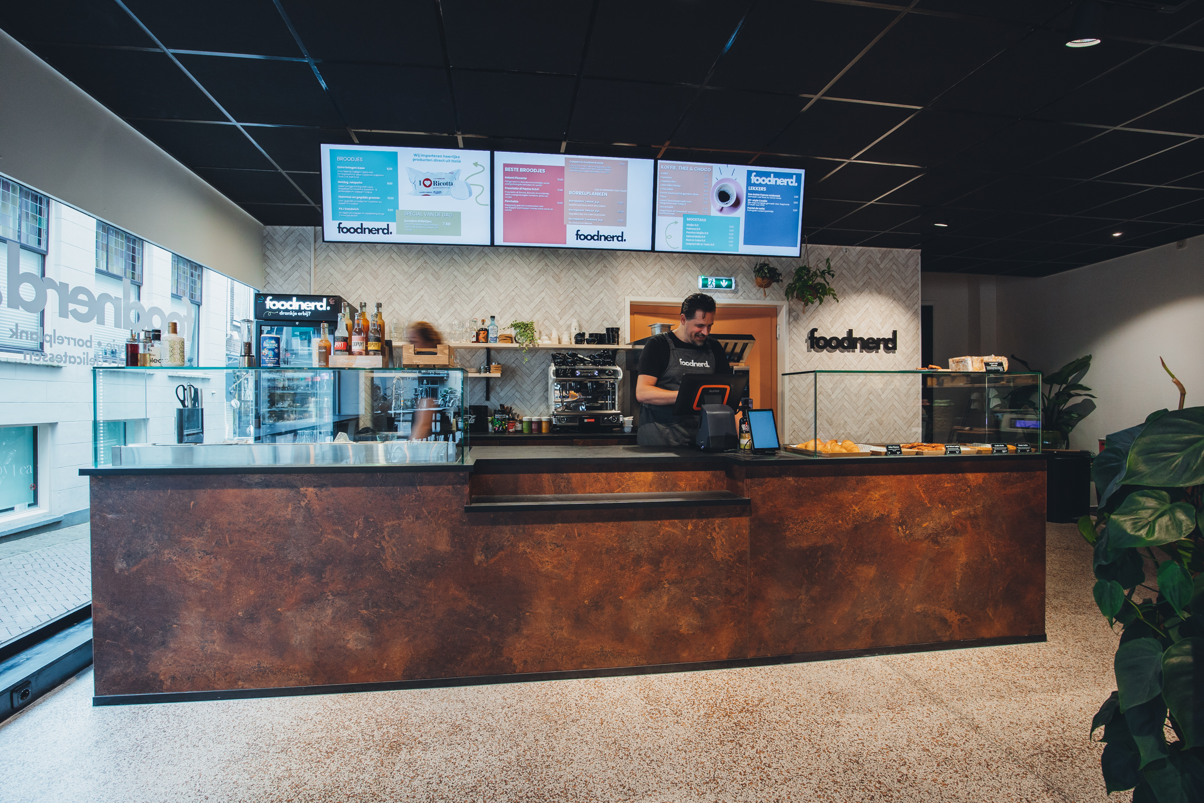 Detail van de centrale toonbank