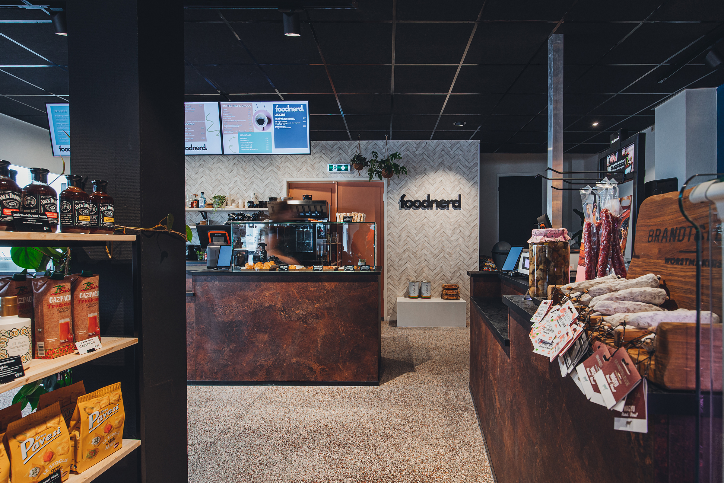 Wand met FoodNerd logo branding